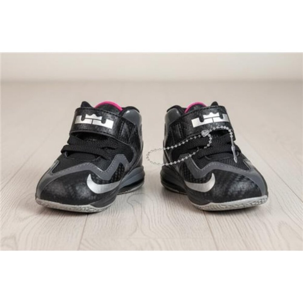 Nike LeBron Miami Nights Toddler Sneakers Size 2C Black New Without Tags